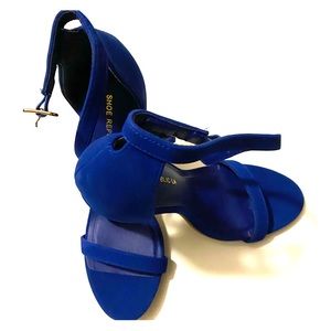 BRAND NEW Shoe republic Celine size 8 blue